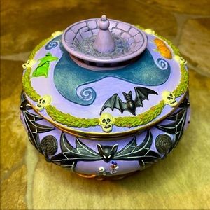 Nightmare before Christmas music box. Disney music box. Vintage music box.